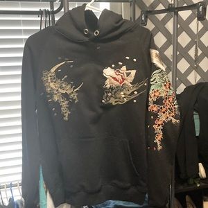 Japanese Nine tailed fox design embroidered Sweatshirt